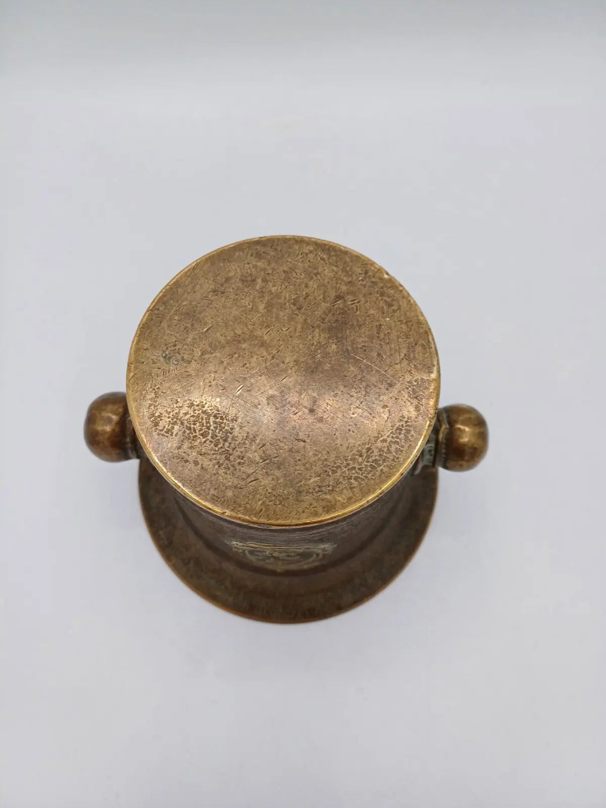 Grand Mortier et Son Pilon en Bronze – Ecusson Lion AR CONCEPT
